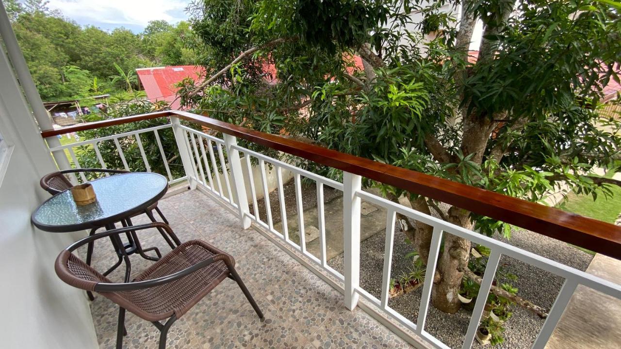 Villa Del Oz Resort Panglao Island Exterior photo